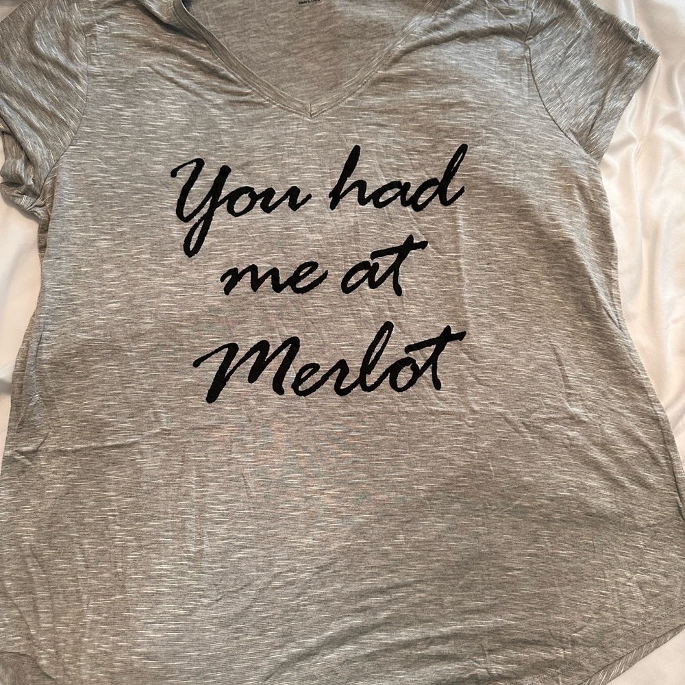 Cute Tshirt in Gray with Black Logo